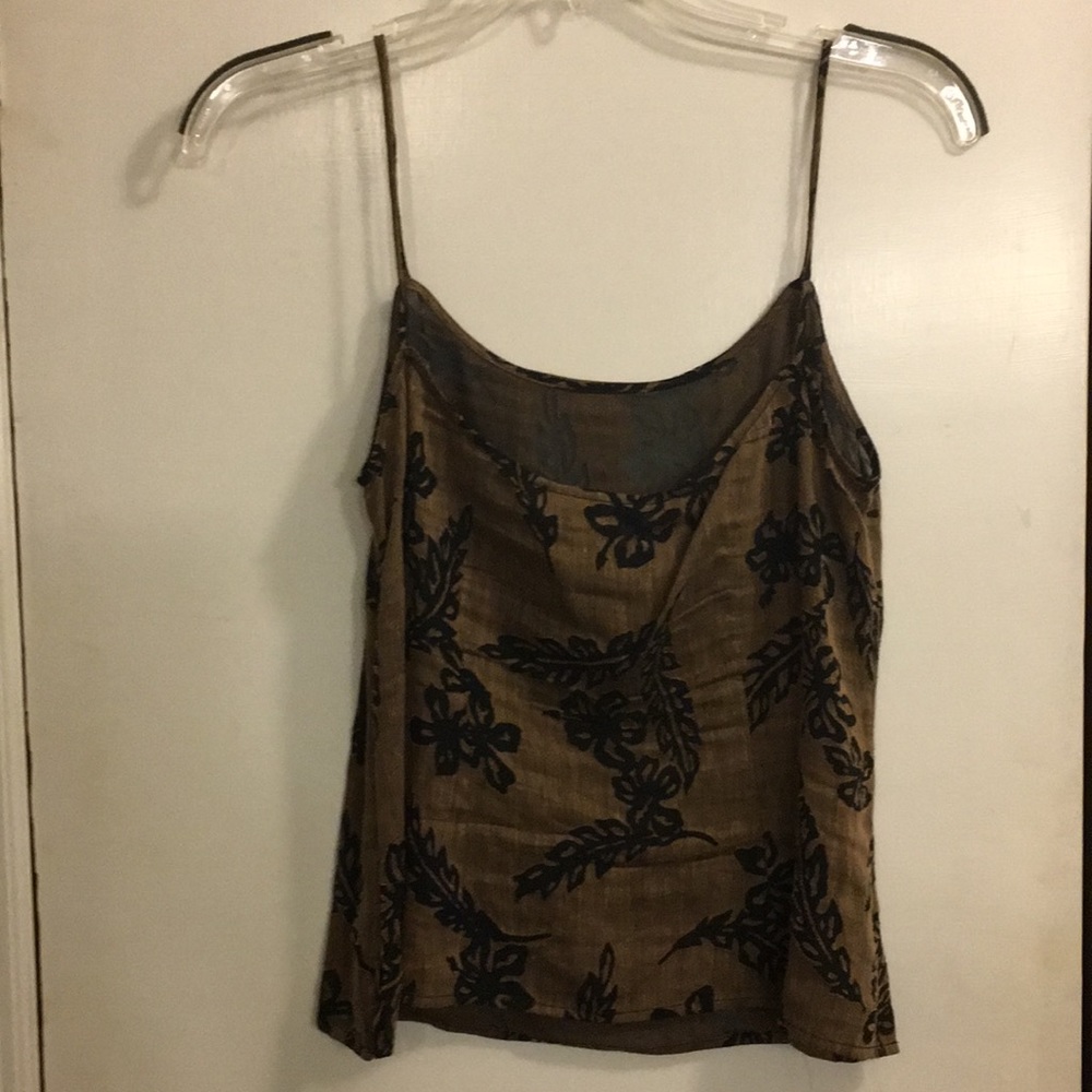 Top - Picture 2 of 2